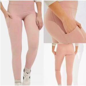 American Eagle  The Everything Pocket High-Waisted Legging